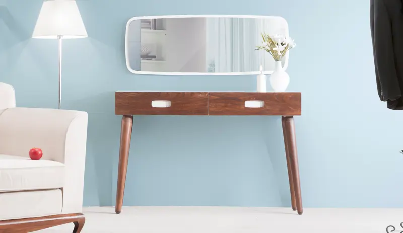 کنسول آنیسا